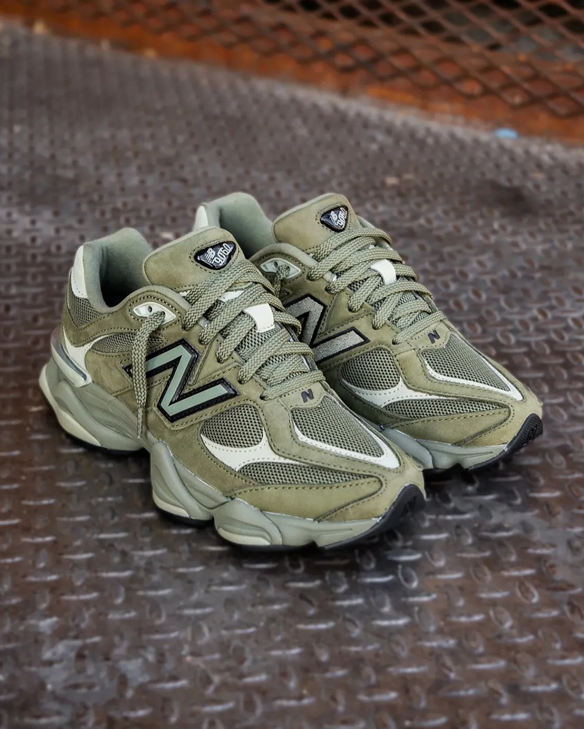 NB 9060 Dark Olivine