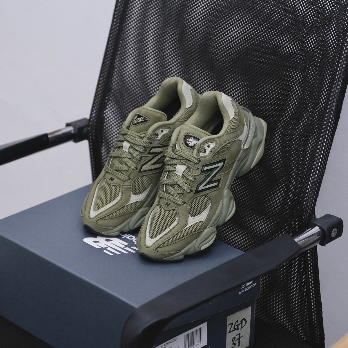 NB 9060 Dark Olivine